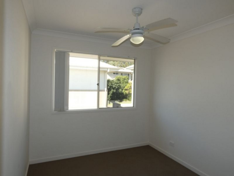 2/26 Jimmy Road, Coomera QLD 4209
