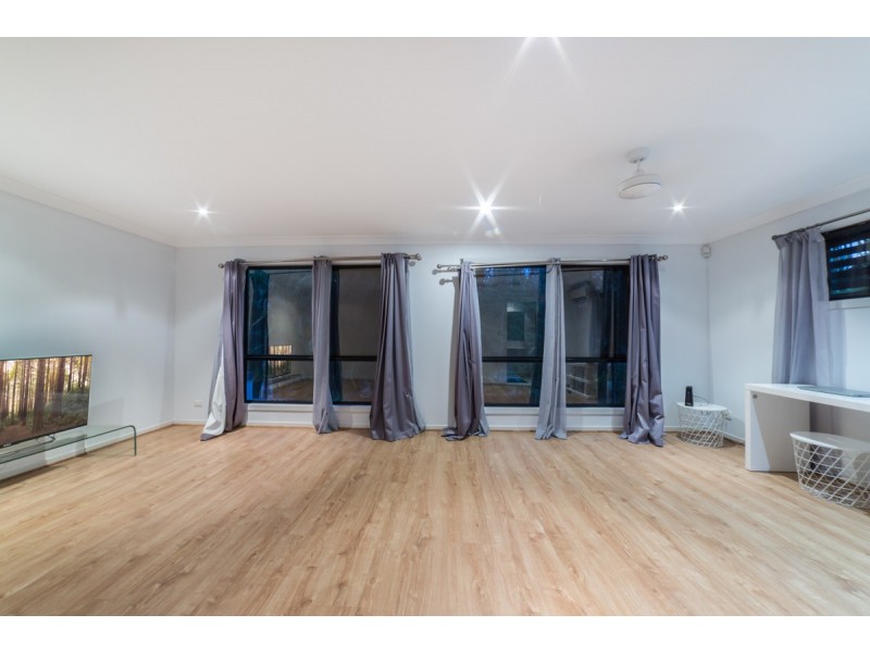 2/7 Dine Court, Upper Coomera QLD 4209