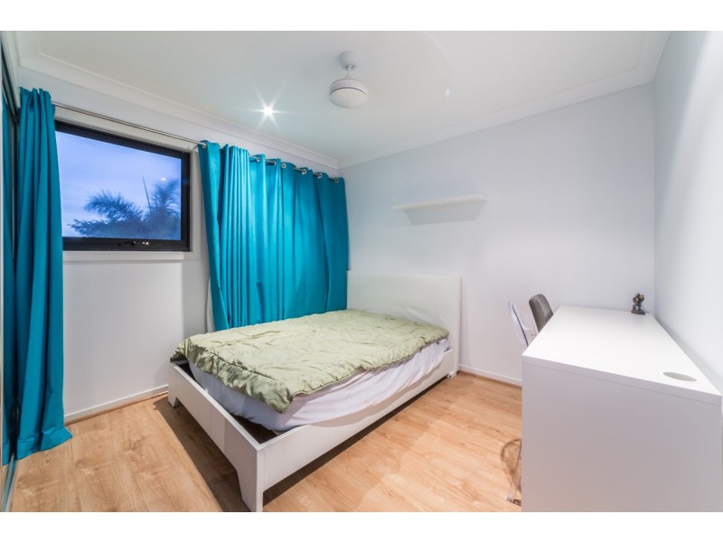 2/7 Dine Court, Upper Coomera QLD 4209