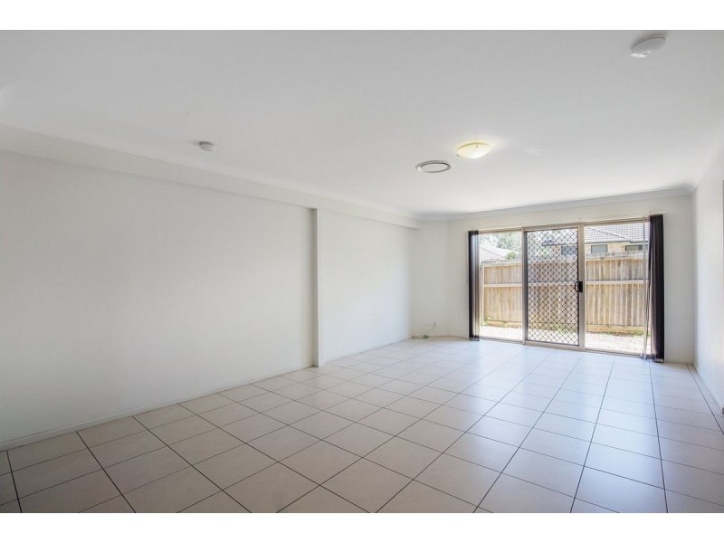 2/30 Pecan Drive, Upper Coomera QLD 4209