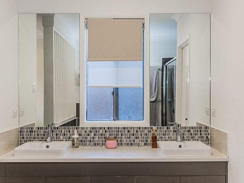 27 Adelaide Crescent, Ormeau Hills QLD 4208