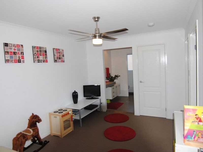 15 Sundew Crescent, Upper Coomera QLD 4209