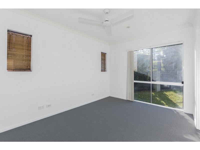 111/1 Sauvignon Parade, Upper Coomera QLD 4209