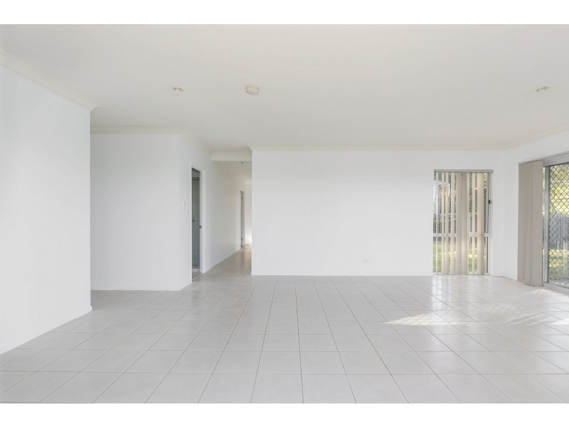 111/1 Sauvignon Parade, Upper Coomera QLD 4209