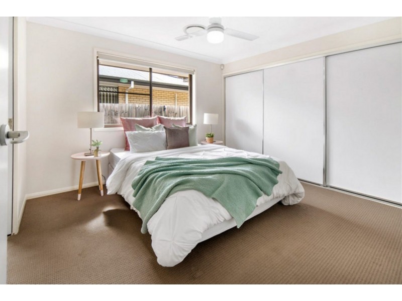 18 Nightshade Crescent, Pimpama QLD 4209