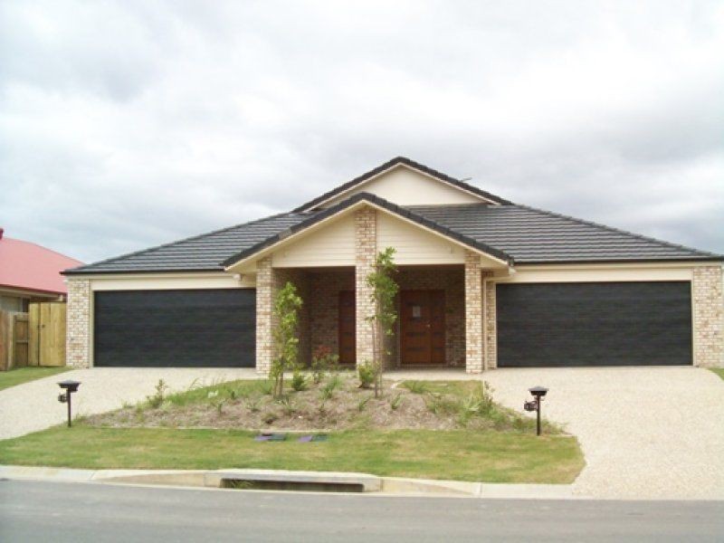 1/18 Bodacious Terrace, Pimpama QLD 4209