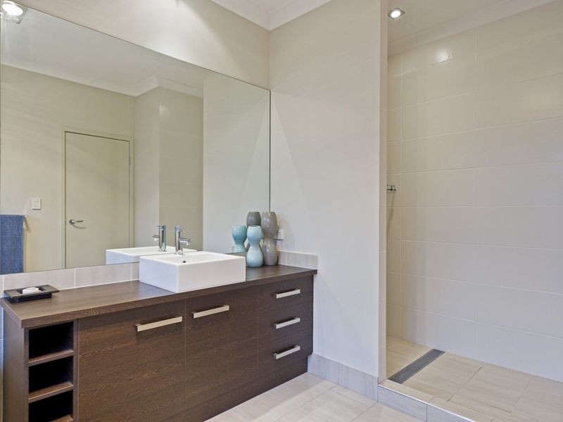 4 Elusive Road, Coomera Waters QLD 4209