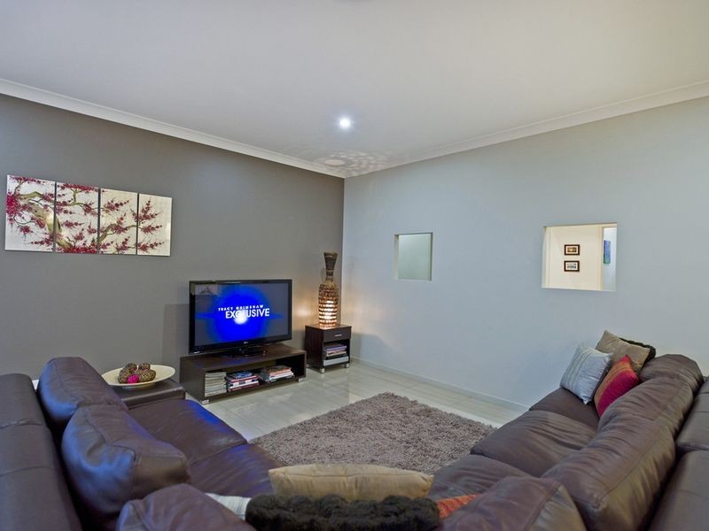 4 Elusive Road, Coomera Waters QLD 4209