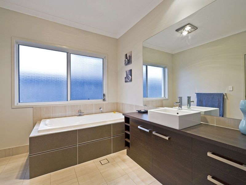 4 Elusive Road, Coomera Waters QLD 4209