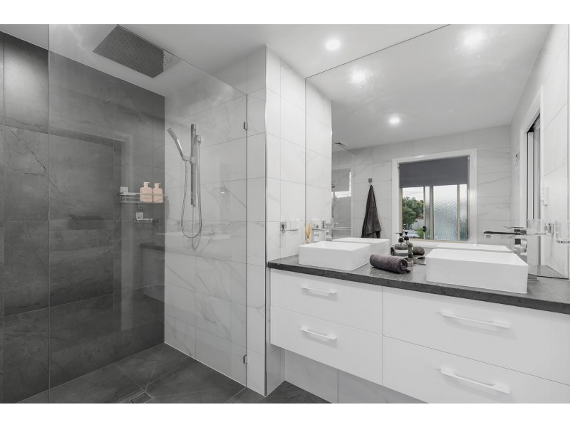 9 Rix Drive, Upper Coomera QLD 4209