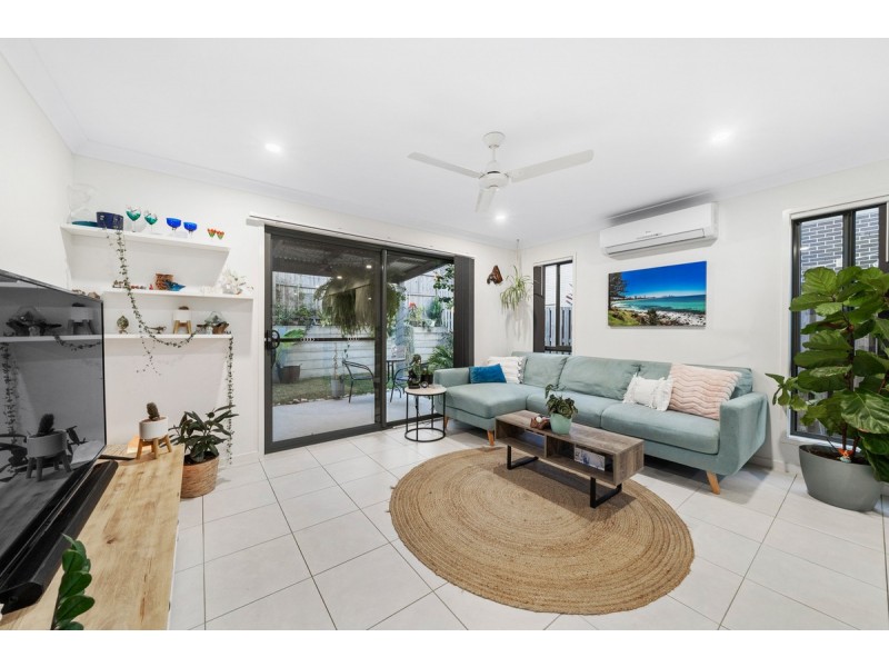 7 Flora Terrace, Pimpama QLD 4209