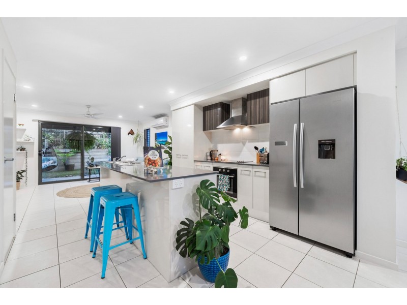 7 Flora Terrace, Pimpama QLD 4209