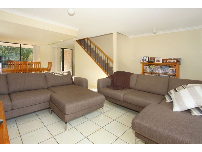 17/141 Pacific Pines Boulevard, Pacific Pines QLD 4211