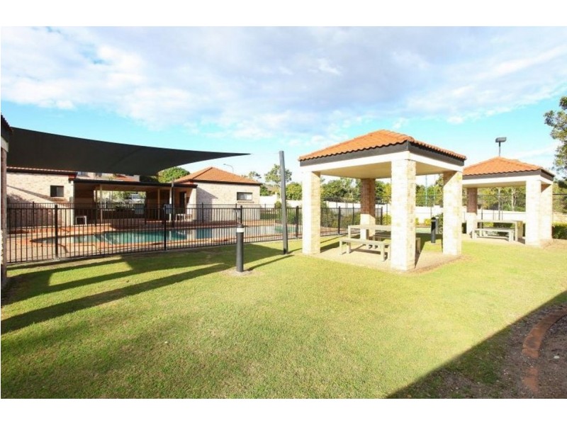 17/141 Pacific Pines Boulevard, Pacific Pines QLD 4211