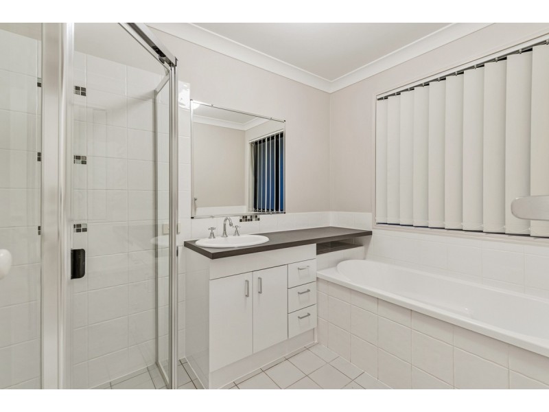 31 Cossington Circuit, Maudsland QLD 4210