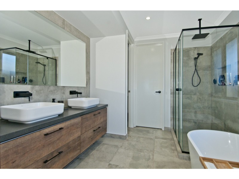 59 Stirling Circuit, Pimpama QLD 4209