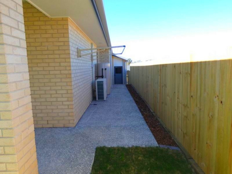 16 Tribeca Circuit, Coomera QLD 4209