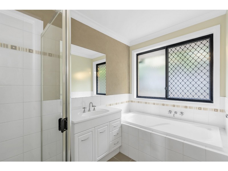 16 Glentree Avenue, Upper Coomera QLD 4209