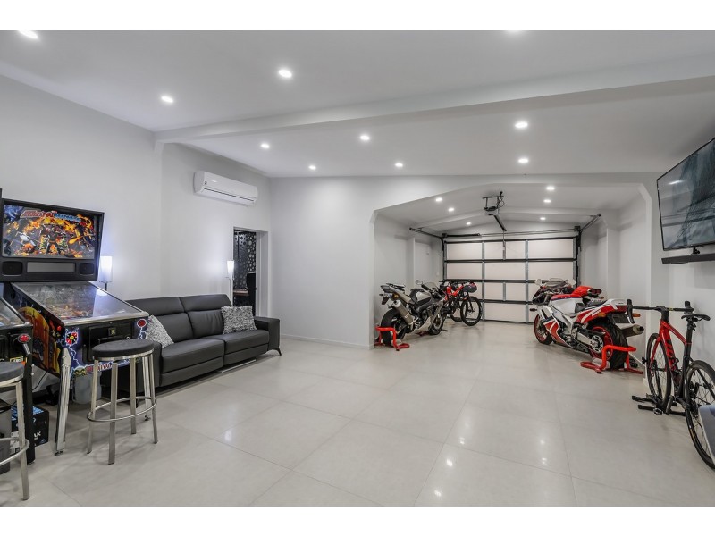 57 Highvale Drive, Helensvale QLD 4212