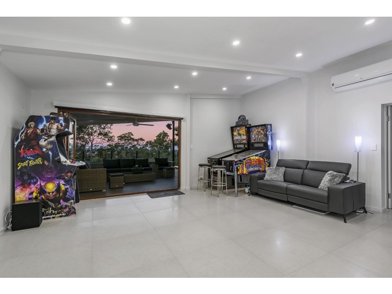 57 Highvale Drive, Helensvale QLD 4212