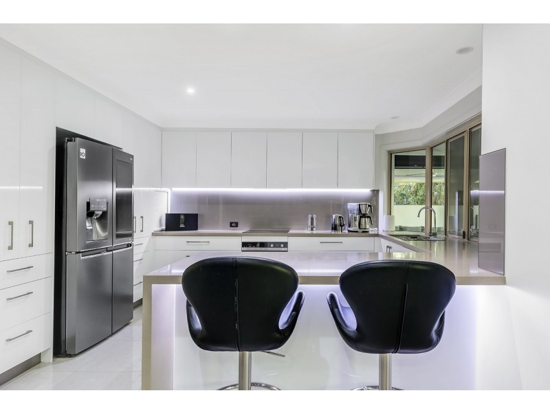 57 Highvale Drive, Helensvale QLD 4212