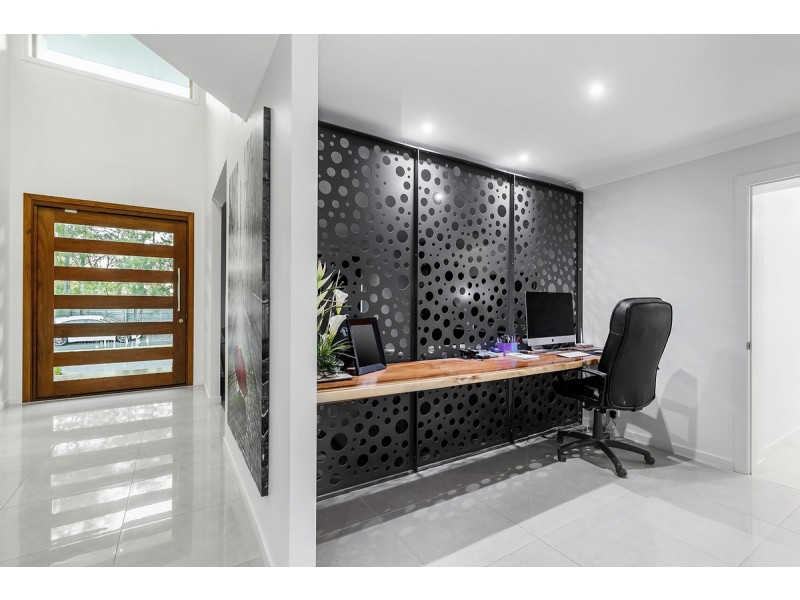 57 Highvale Drive, Helensvale QLD 4212