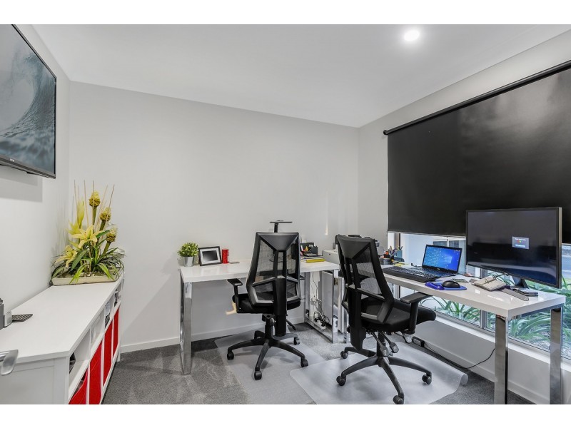 57 Highvale Drive, Helensvale QLD 4212