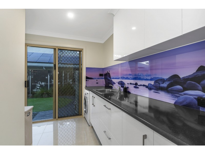 57 Highvale Drive, Helensvale QLD 4212