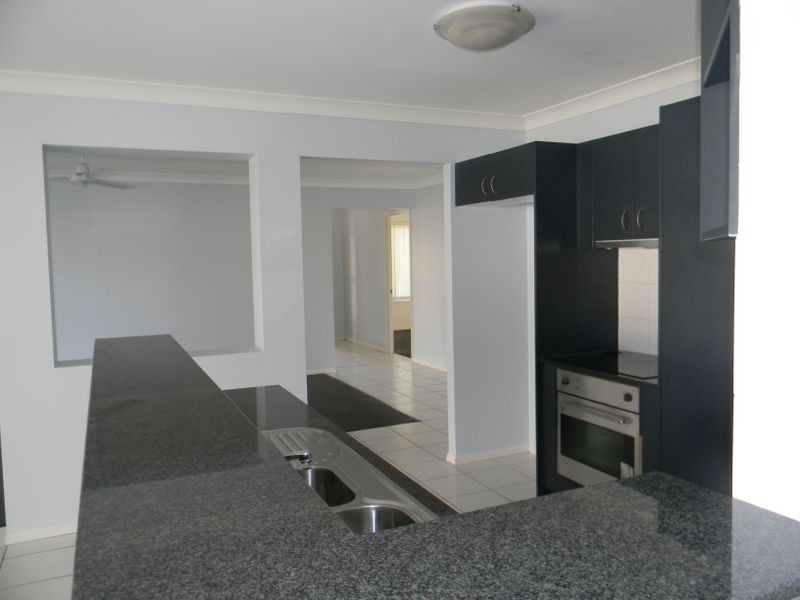 3 Bluefen Court, Upper Coomera QLD 4209