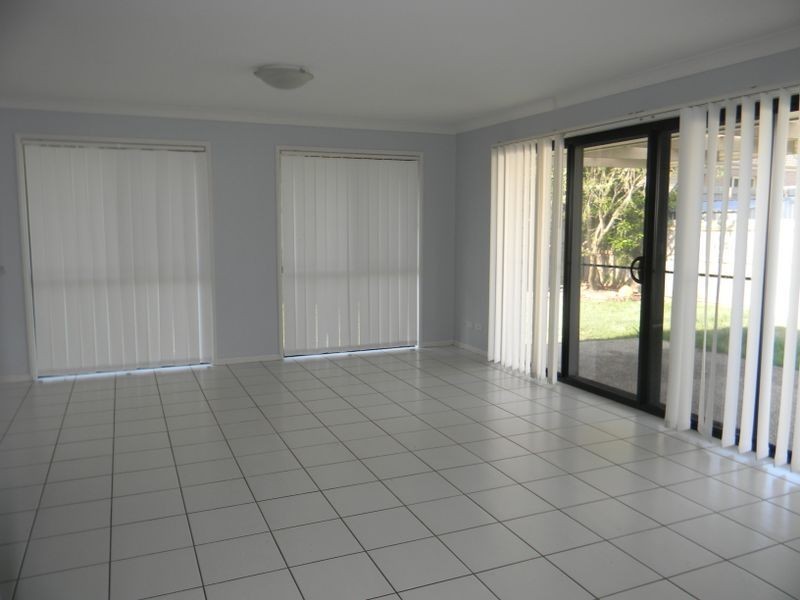 3 Bluefen Court, Upper Coomera QLD 4209