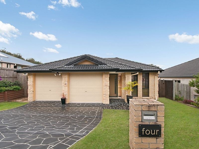 4 Worth Court, Upper Coomera QLD 4209