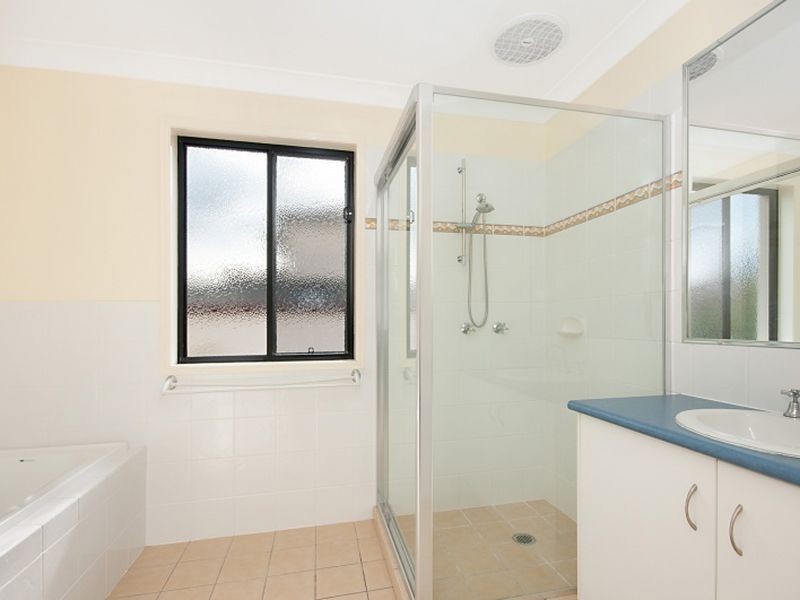 9 Rumbold Court, Upper Coomera QLD 4209
