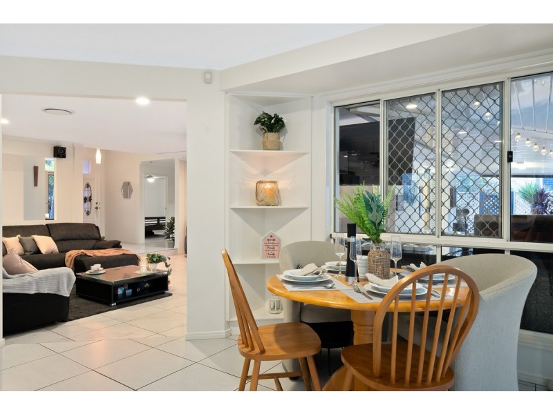 5 Siggies Place, Upper Coomera QLD 4209