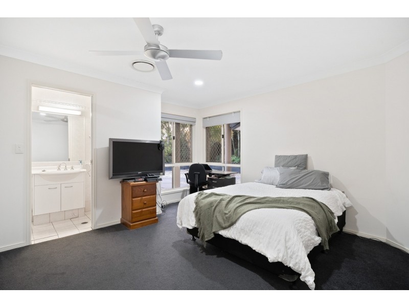 5 Siggies Place, Upper Coomera QLD 4209