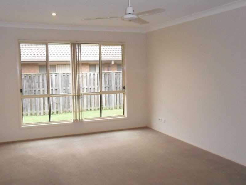 15 Diamond Sand Drive, Upper Coomera QLD 4209