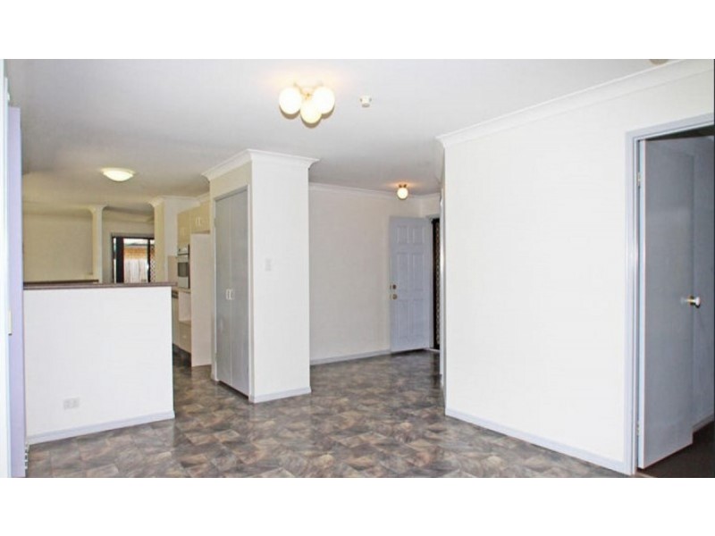 33 Doolan Street, Ormeau QLD 4208
