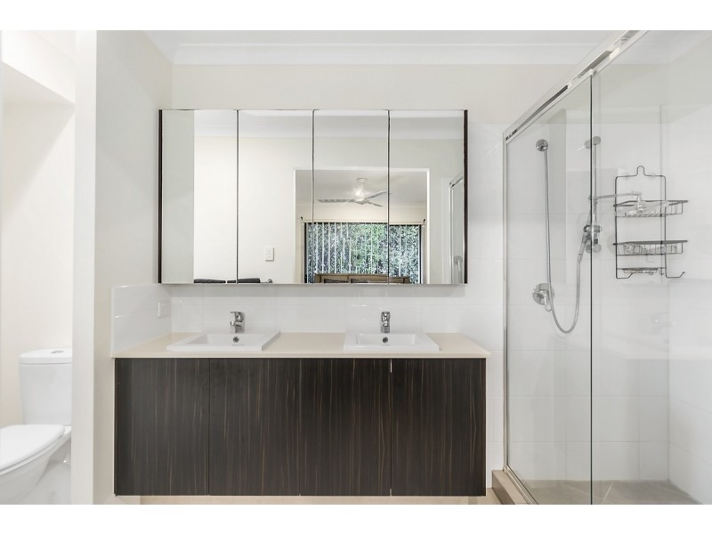 18 Santa Clara Rise, Upper Coomera QLD 4209