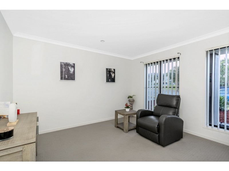 18 Santa Clara Rise, Upper Coomera QLD 4209