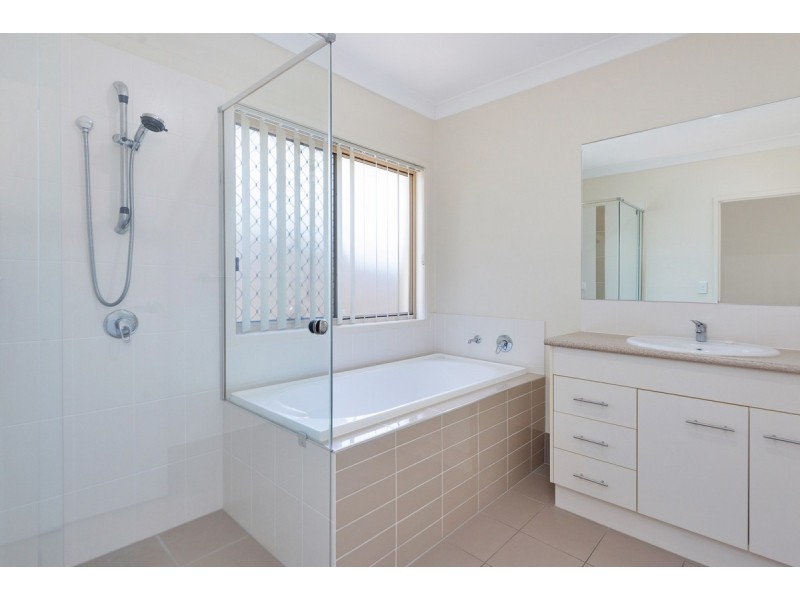 48 Stoney Creek Circuit, Ormeau QLD 4208