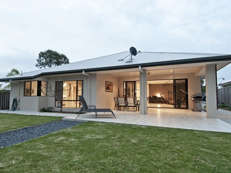18 Seawind Road, Coomera Waters QLD 4209