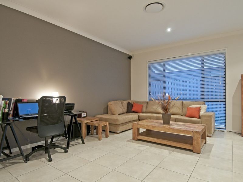 18 Seawind Road, Coomera Waters QLD 4209