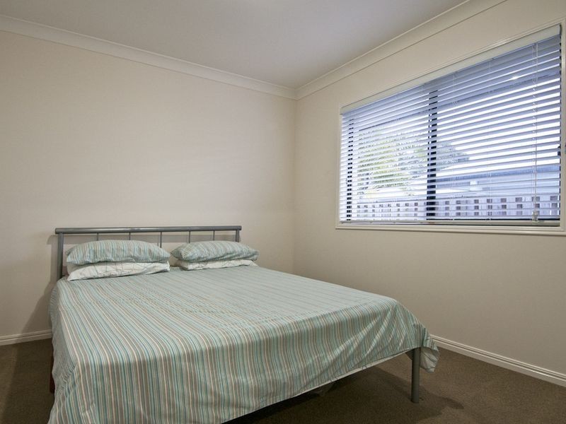 18 Seawind Road, Coomera Waters QLD 4209