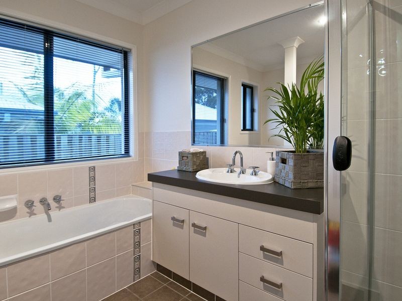 18 Seawind Road, Coomera Waters QLD 4209