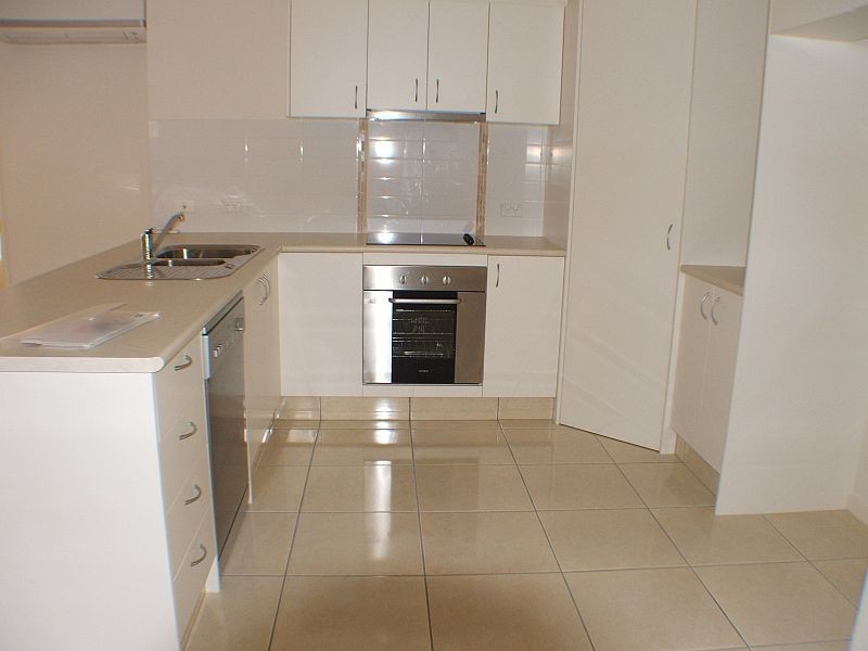 8 Wings Road, Upper Coomera QLD 4209