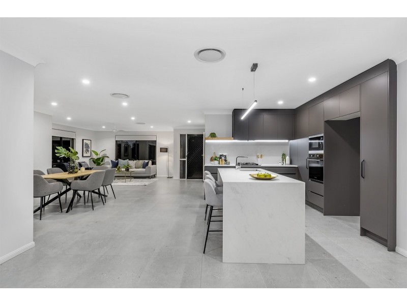 7 Norman Court, Upper Coomera QLD 4209