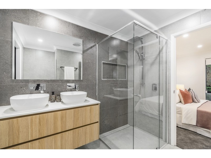 7 Norman Court, Upper Coomera QLD 4209