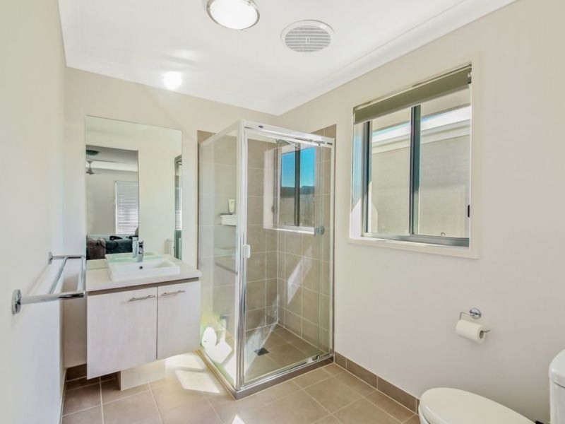 12 Stinson Circuit, Coomera QLD 4209