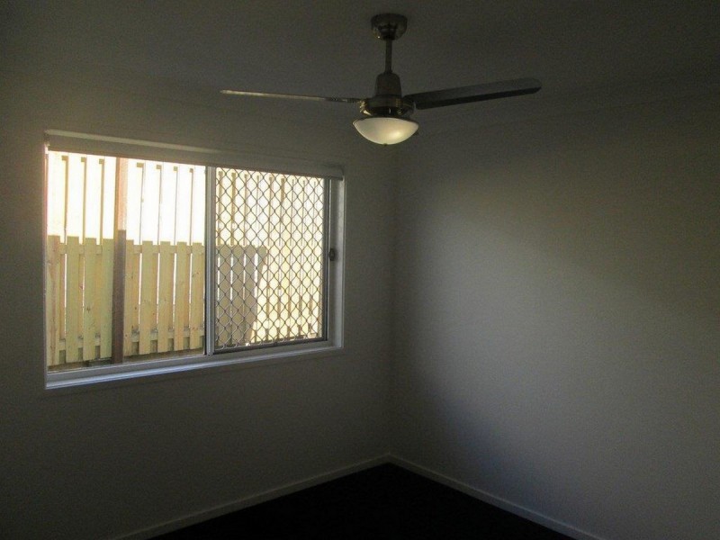 1/6 Tian Crescent, Upper Coomera QLD 4209