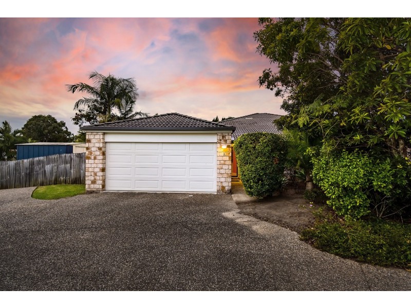 2/32 Bushgum Crescent, Upper Coomera QLD 4209