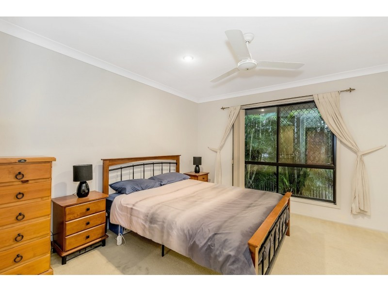 2/32 Bushgum Crescent, Upper Coomera QLD 4209